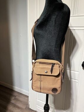 XIX Nineteen Canvas Crossbody Shoulder Bag - Brown